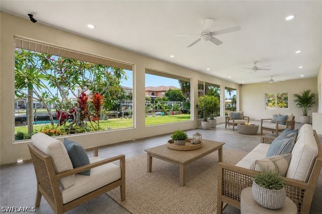 4837 Tarpon AVE, Bonita Springs, FL 34134