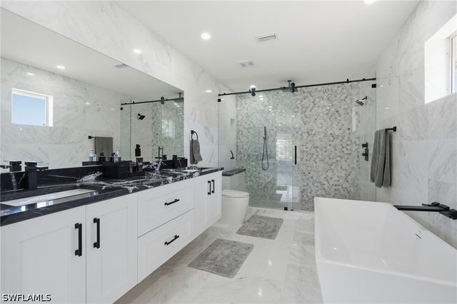 4837 Tarpon AVE, Bonita Springs, FL 34134