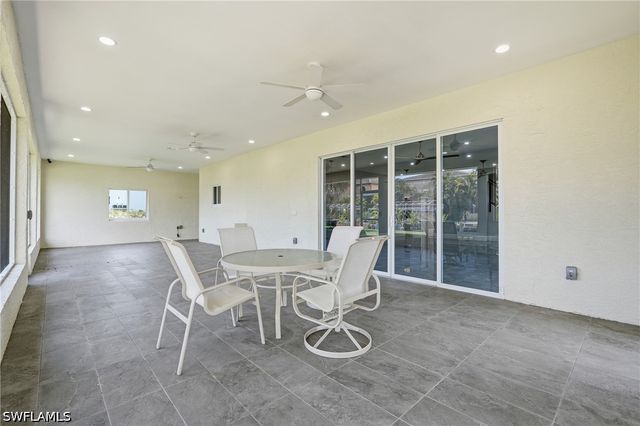 4837 Tarpon AVE, Bonita Springs, FL 34134