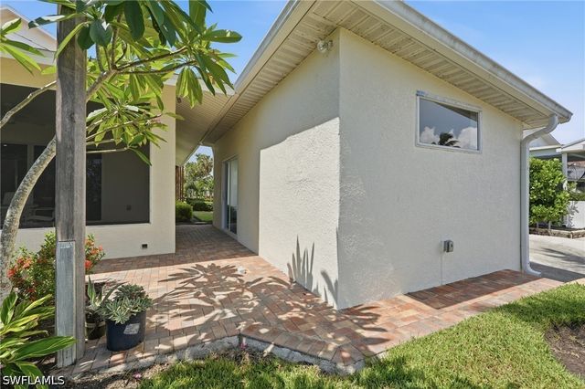 4837 Tarpon AVE, Bonita Springs, FL 34134