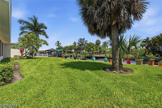4837 Tarpon AVE, Bonita Springs, FL 34134