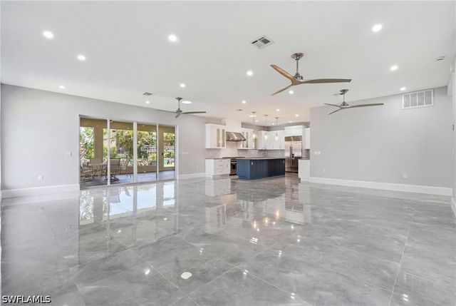4837 Tarpon AVE, Bonita Springs, FL 34134