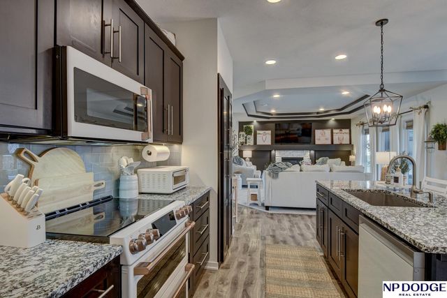 4110 N 191 Street, Elkhorn, NE 68022