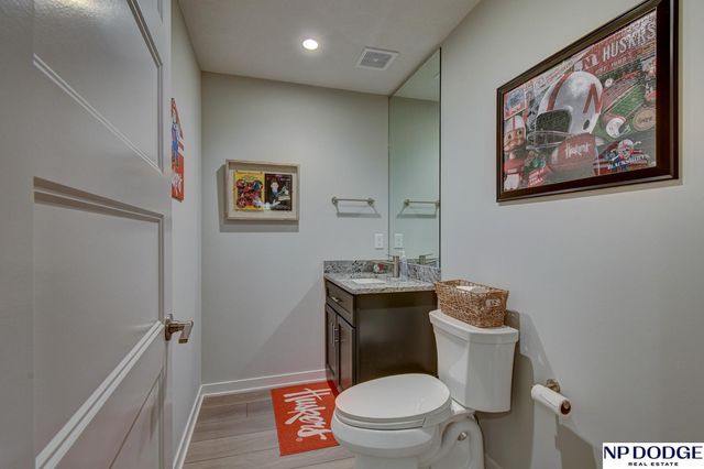 4110 N 191 Street, Elkhorn, NE 68022