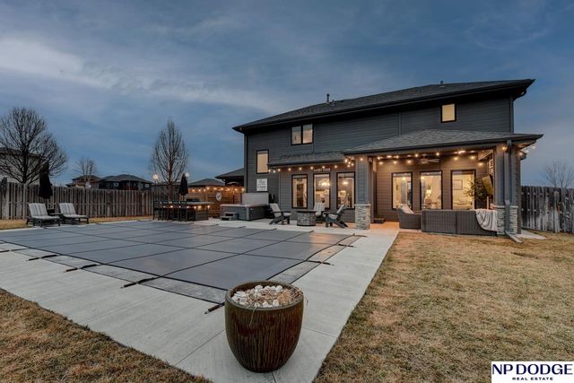 4110 N 191 Street, Elkhorn, NE 68022