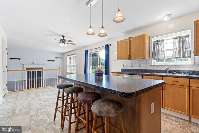 2842 BIG DIPPER LANE, Chambersburg, PA 17202