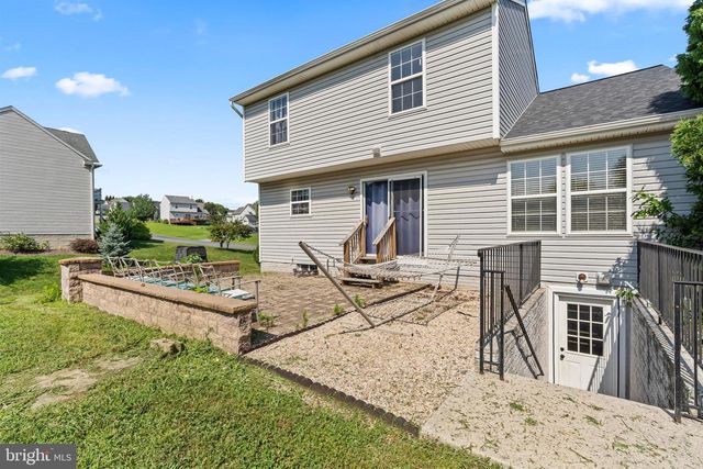 2842 BIG DIPPER LANE, Chambersburg, PA 17202