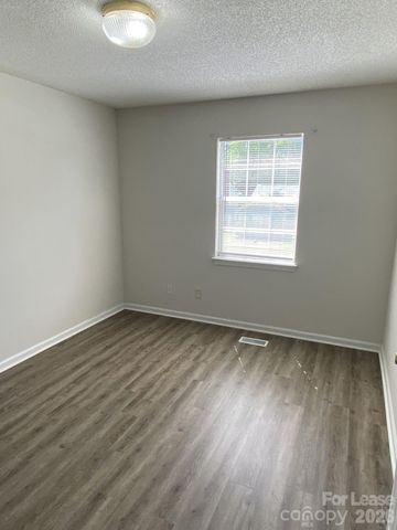 3122 Periwinkle Court, Charlotte, NC 28269