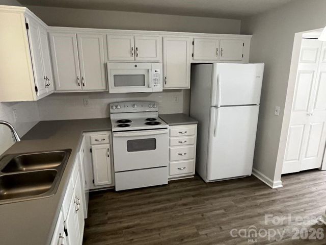 3122 Periwinkle Court, Charlotte, NC 28269