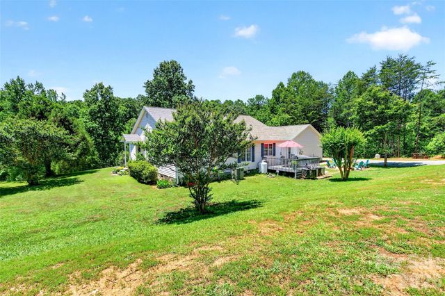1076 Grays Creek Church Road, Rutherfordton, NC 28139