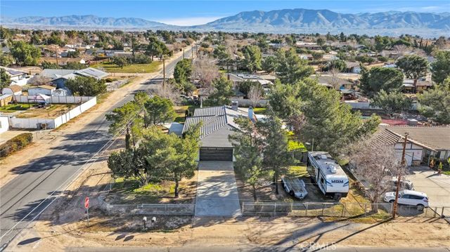 17041 Fairburn Street, Hesperia, CA 92345