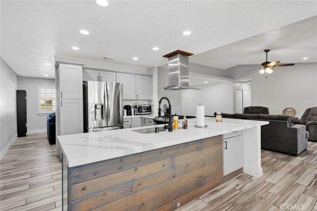 17041 Fairburn Street, Hesperia, CA 92345