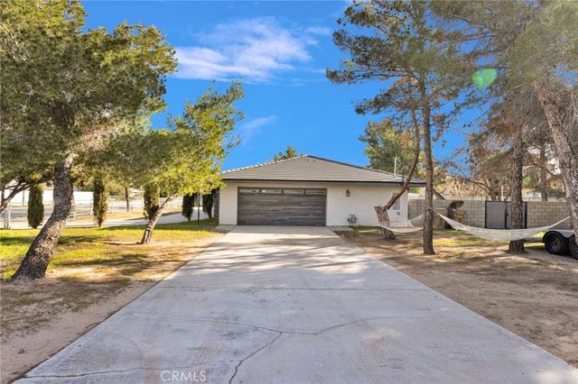 17041 Fairburn Street, Hesperia, CA 92345