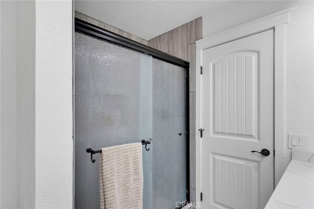 17041 Fairburn Street, Hesperia, CA 92345