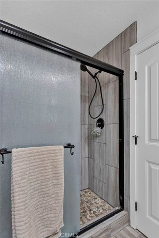 17041 Fairburn Street, Hesperia, CA 92345