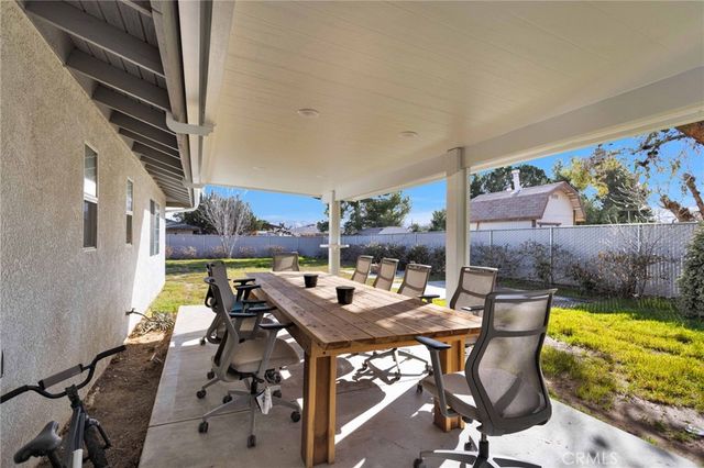 17041 Fairburn Street, Hesperia, CA 92345