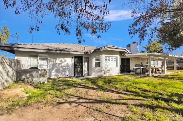 17041 Fairburn Street, Hesperia, CA 92345