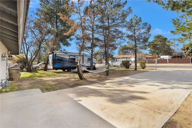 17041 Fairburn Street, Hesperia, CA 92345