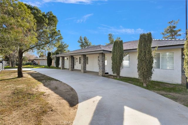 17041 Fairburn Street, Hesperia, CA 92345