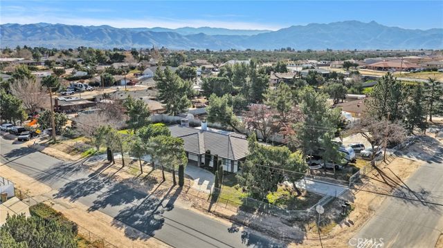 17041 Fairburn Street, Hesperia, CA 92345