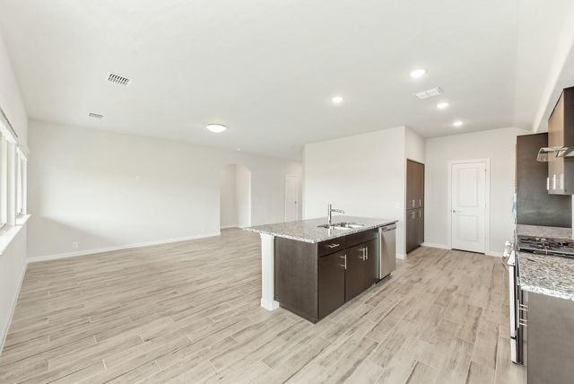 920 Elk Ridge Run, Godley, TX 76044