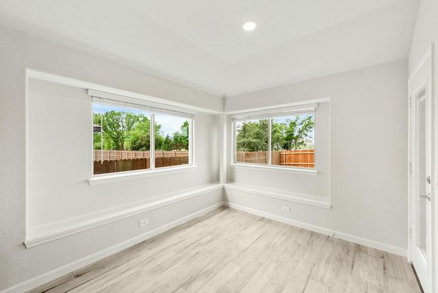 920 Elk Ridge Run, Godley, TX 76044