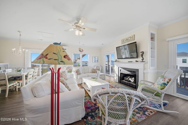 1402 S Anderson Boulevard, Holly Ridge, NC 28445