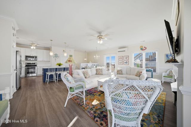 1402 S Anderson Boulevard, Holly Ridge, NC 28445