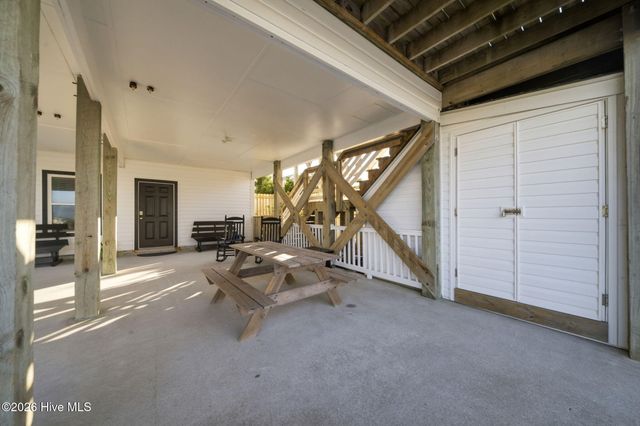 1402 S Anderson Boulevard, Holly Ridge, NC 28445