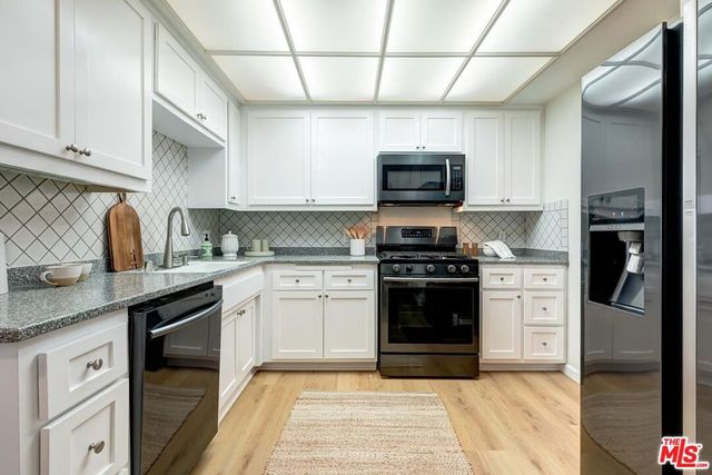 8515 Falmouth Avenue 405, Playa Del Rey, CA 90293