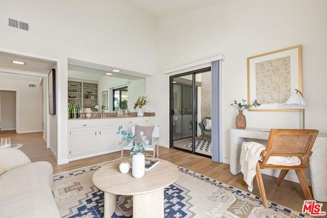 8515 Falmouth Avenue 405, Playa Del Rey, CA 90293