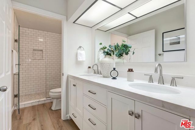 8515 Falmouth Avenue 405, Playa Del Rey, CA 90293