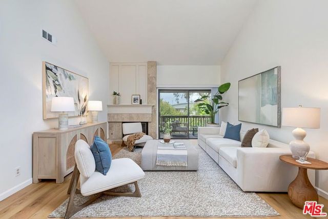 8515 Falmouth Avenue 405, Playa Del Rey, CA 90293