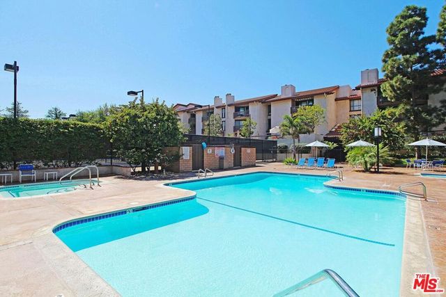 8515 Falmouth Avenue 405, Playa Del Rey, CA 90293