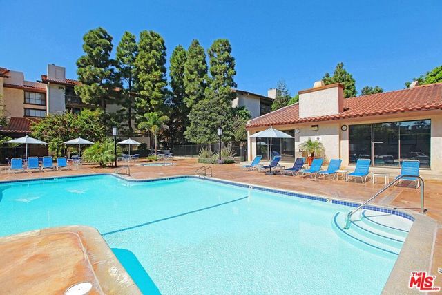 8515 Falmouth Avenue 405, Playa Del Rey, CA 90293