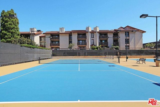 8515 Falmouth Avenue 405, Playa Del Rey, CA 90293