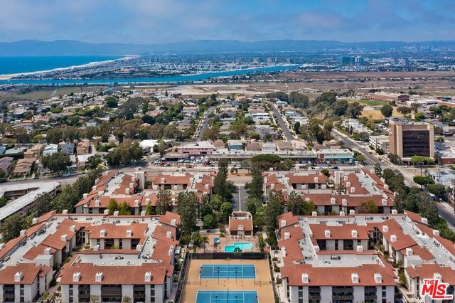 8515 Falmouth Avenue 405, Playa Del Rey, CA 90293