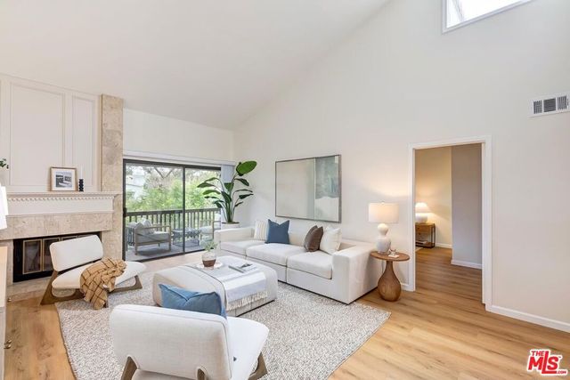 8515 Falmouth Avenue 405, Playa Del Rey, CA 90293