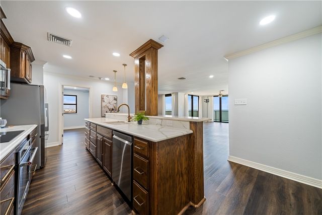 1400 Ocean Dr 601-A, Corpus Christi, TX 78404