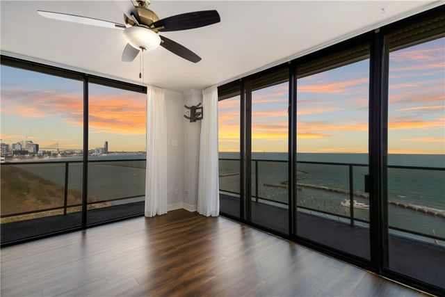 1400 Ocean Dr 601-A, Corpus Christi, TX 78404