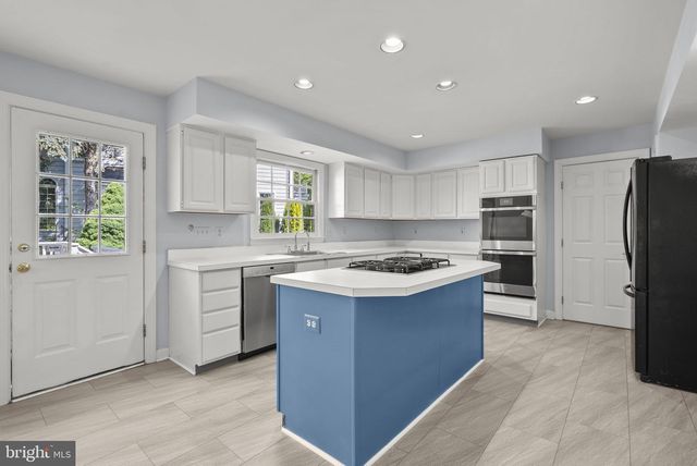 2131 ROSE THEATRE CIR, Olney, MD 20832