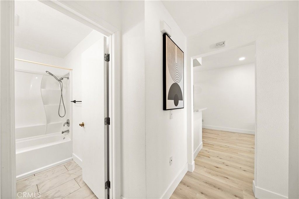 Image 17 of property listing at 69 Alicante Aisle, Irvine, CA 92614