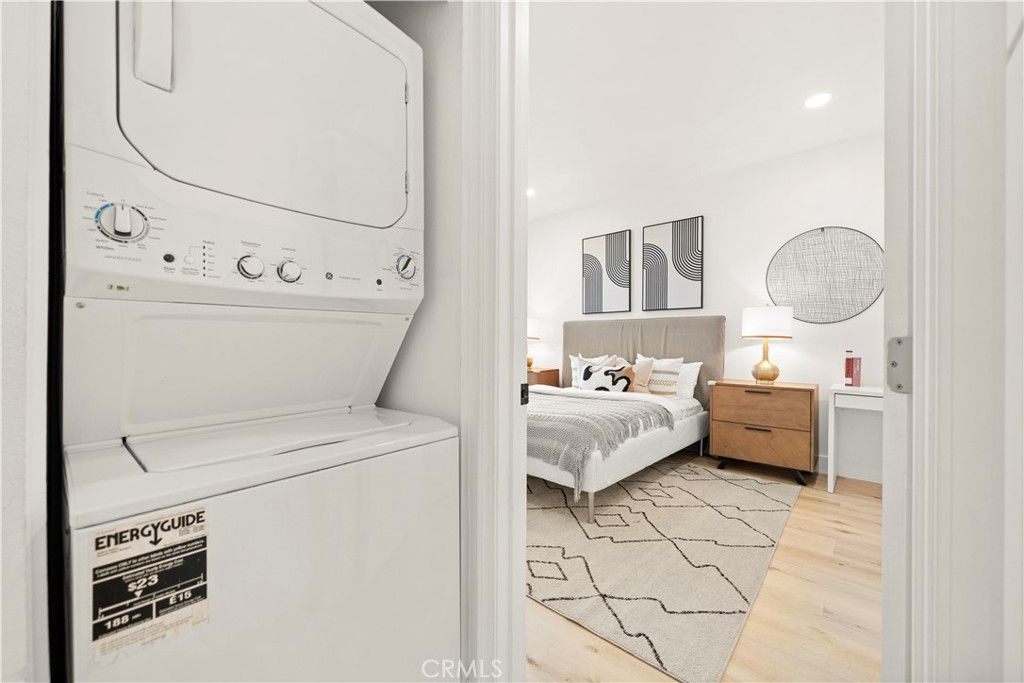 Image 19 of property listing at 69 Alicante Aisle, Irvine, CA 92614