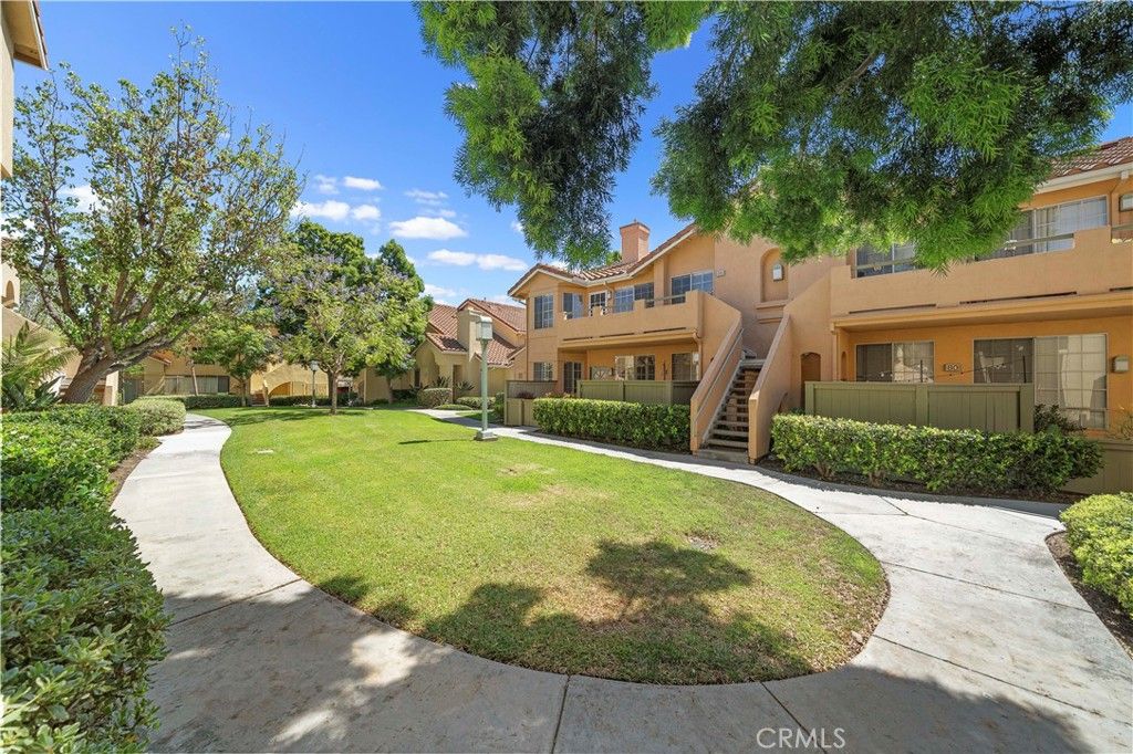 Image 26 of property listing at 69 Alicante Aisle, Irvine, CA 92614