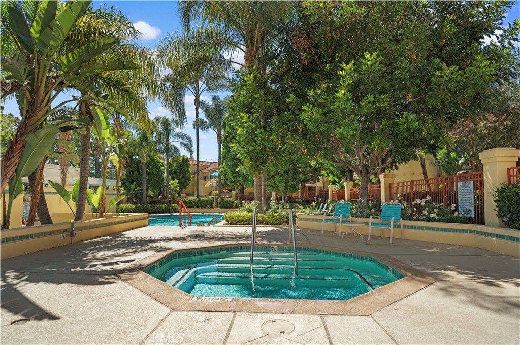 Image 28 of property listing at 69 Alicante Aisle, Irvine, CA 92614