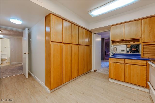 205 East Harmon Avenue 609, Las Vegas, NV 89169