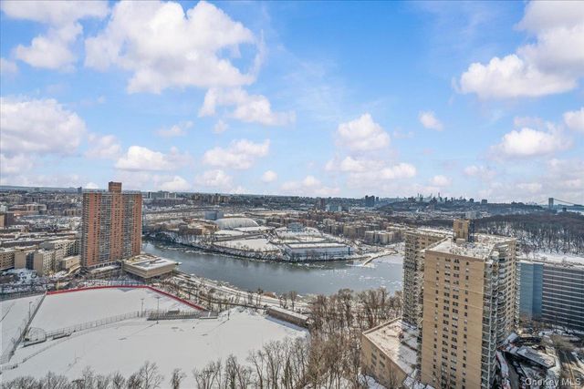 555 Kappock Street 26U, Bronx, NY 10463