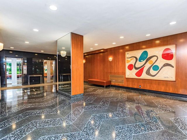 555 Kappock Street 26U, Bronx, NY 10463