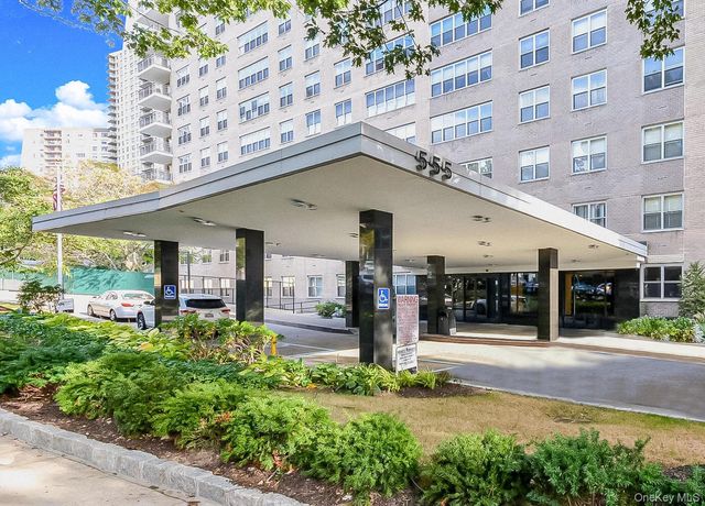 555 Kappock Street 26U, Bronx, NY 10463