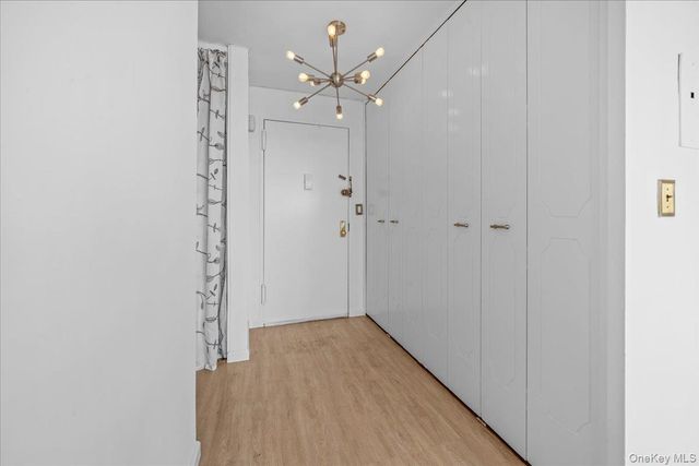 555 Kappock Street 26U, Bronx, NY 10463